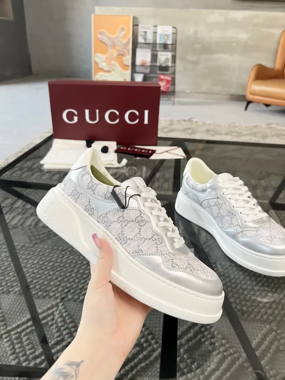 Gucci Shoe 